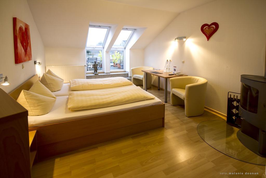 Hotel-Restaurant-Haus Berger Viersen Eksteriør bilde