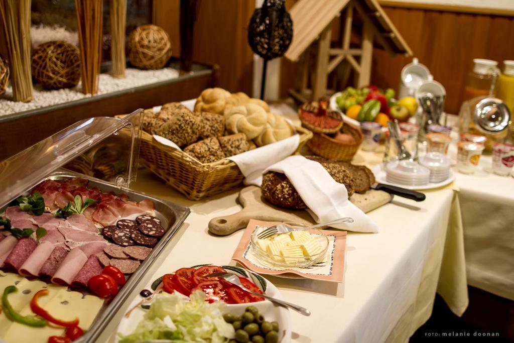 Hotel-Restaurant-Haus Berger Viersen Eksteriør bilde
